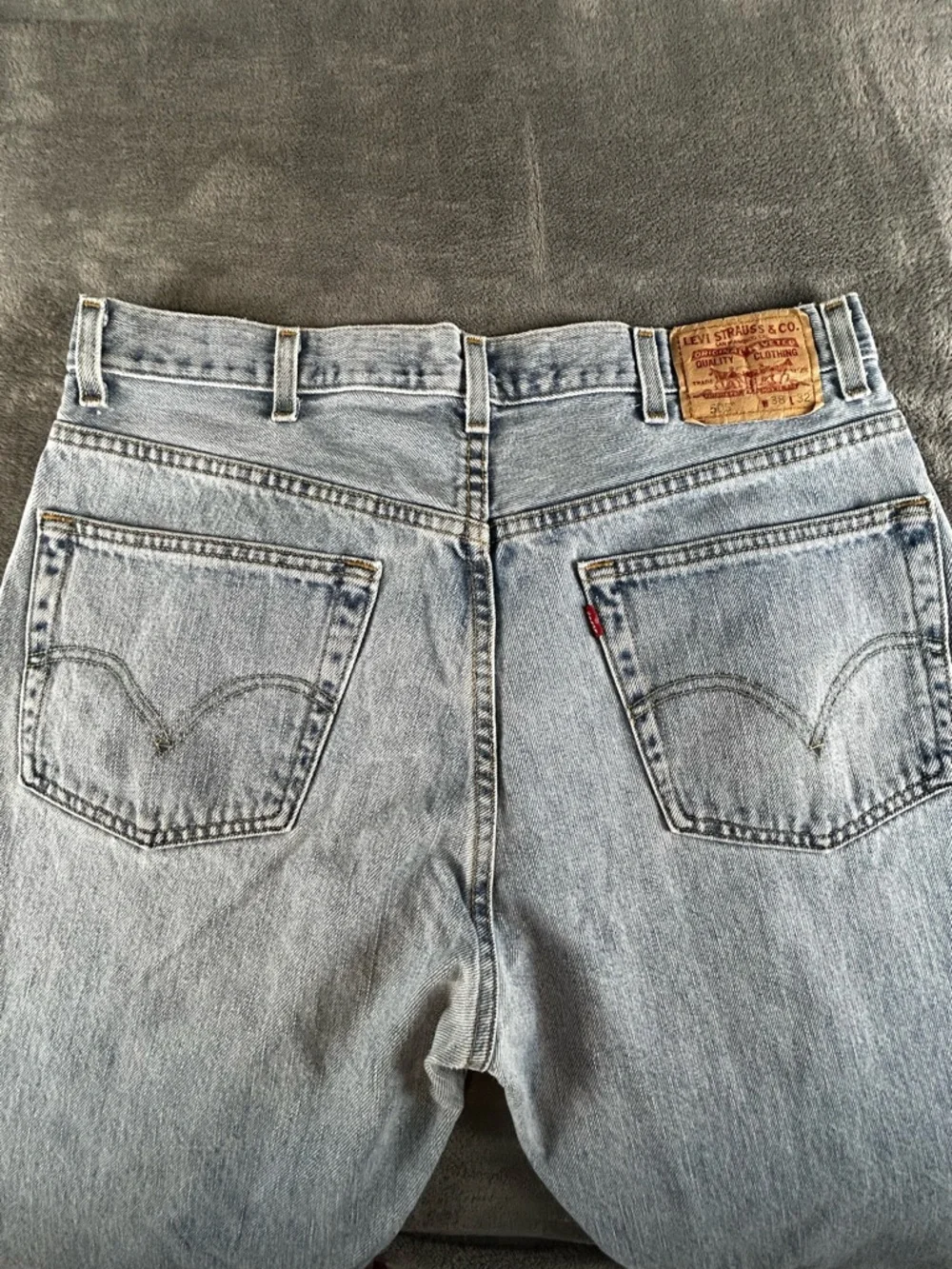 Levi’s 505 VTG Y2K Jeans Mens 38x32 Light Wash‎ Blue Straight Fit Grunge Classic